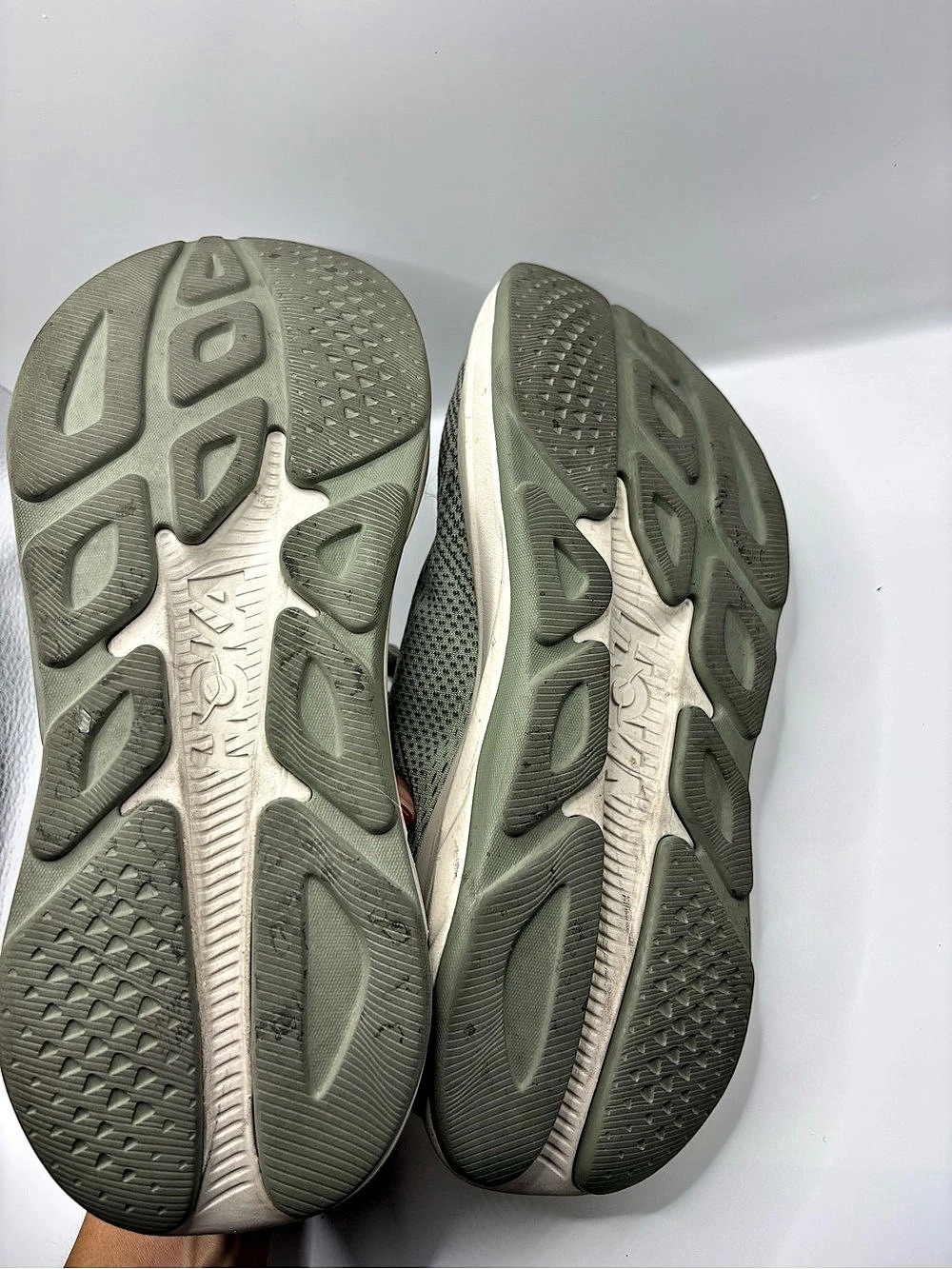 HOKA Rincon 4 Athletic Running Shoes Green US 9 - Picture 9 of 10